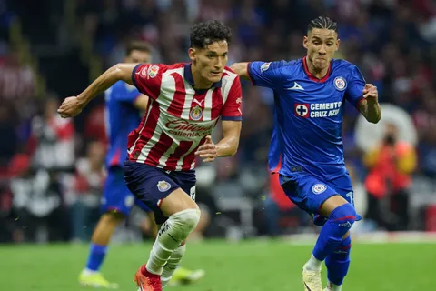Orozco es buscado por la directiva de Cruz Azul