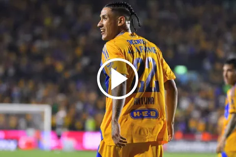 Antuna aún no logra convertir con Tigres.