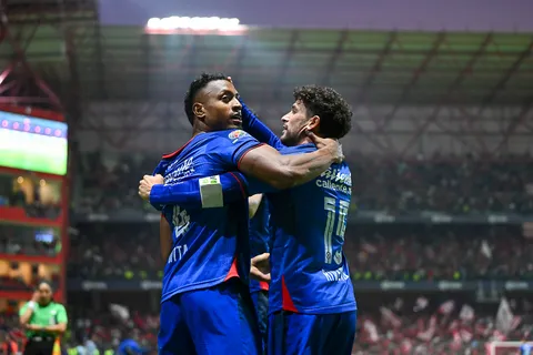 Cruz Azul gana y saca boleto a los cuartos de final.