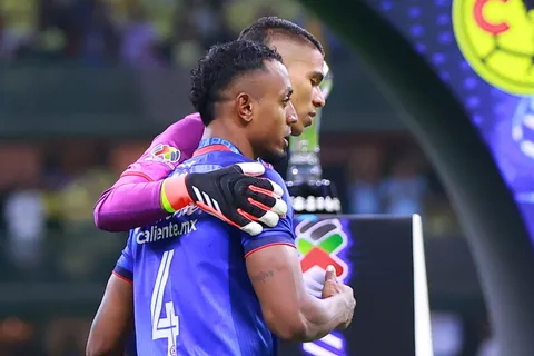 Willer Ditta recibe sondeos desde México, España y Arabia: ¿Se va de Cruz Azul para el Apertura 2024?
