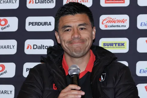Gonzalo Pineda destacó a Cruz Azul en la previa al debut en la Liga MX
