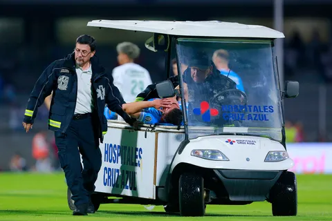 Dura realidad con la lesión de Andrés Montaño en Cruz Azul: "Puede volver a recaer..."