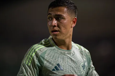 Cruz Azul durmió al América y a Chivas con el fichaje de Andrés Montaño