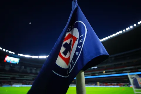 ¿Más refuerzos para Cruz Azul?