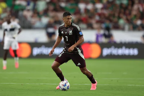 Luis Romo es objeto de deseo en Cruz Azul.