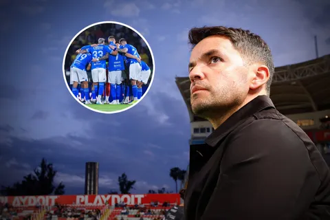 Nicolás Larcamón compartió su opinión sobre el plantel que tiene en Cruz Azul.