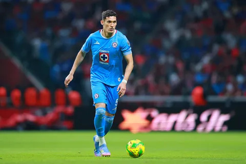Chiquete, listo para asumir el reto de lograr títulos con Cruz Azul.