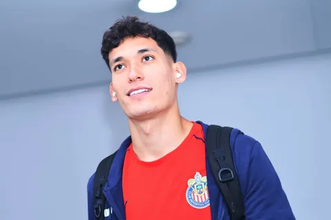 La letra chica del contrato de Chiquete que lo acerca a Cruz Azul