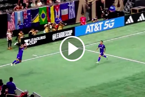 Moisés Vieira festejó a lo CR7