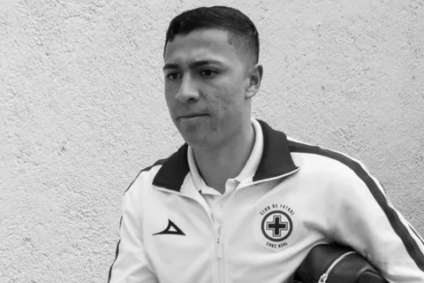 Montaño y una pésima noticia para todo Cruz Azul.