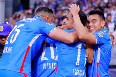 Alineación confirmada: Sorpresas en el XI que presenta Cruz Azul
