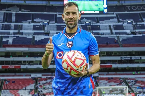 Chelito Delgado: "No pasa nada si Cruz Azul es eliminado"