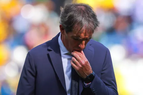 La polémica postura de Cruz Azul con Guillermo Almada: "Gusta pero..."