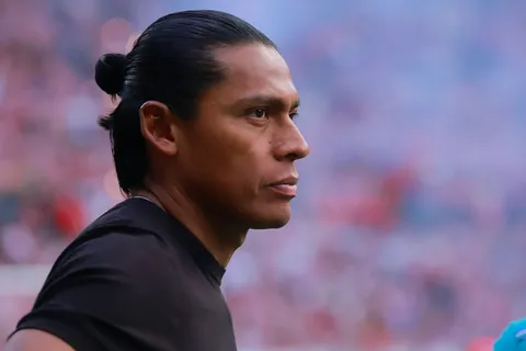 Joel Huiqui habló sin casette de las Chivas de Guadalajara.