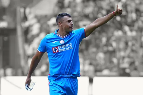 MERCADO 2023: Iván Morales seguirá en Cruz Azul. ¡Increíble!
