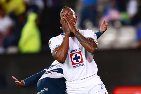 Willer Ditta regresó a su seleccionado y dio que hablar.