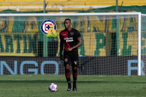 Cruz Azul va por la joya de Newell's.