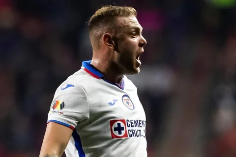 "Le podemos pelear a cualquiera de igual a igual", en Cruz Azul se defienden tras las críticas
