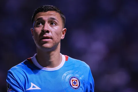 Andrés Montaño respondió a los rumores sobre el vestidor de Cruz Azul.