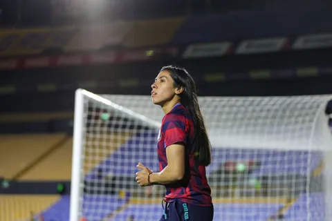 Ana Lucía Martínez se consolidó como referente ofensiva de Cruz Azul Femenil.