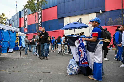 Mismo estadio distintos precios: ¿Quién puso los boletos más caros entre Cruz Azul y América?