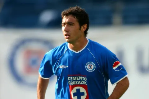 Mariano Messera en Cruz Azul durante el Clausura 2002