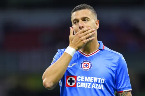 "En México era suplente del suplente": Afición argentina le tira con todo a Cruz Azul por Ramiro Carrera