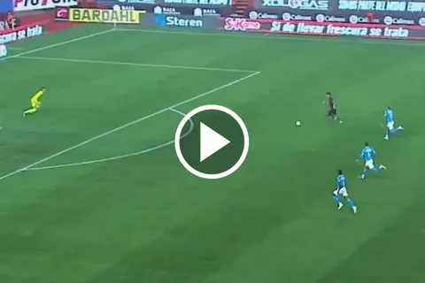 Gonzalo Piovi tuvo una floja reacción y Cruz Azul lo pagó caro.