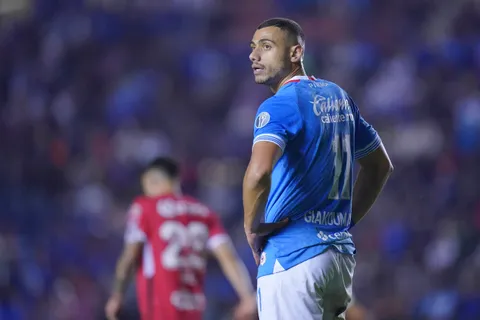 Giakoumakis ante la gran chance de su carrera.