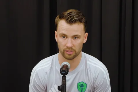 El mediocampista de los Seattle Sounders se refirió a Cruz Azul como rival.