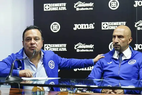 El Conejo Pérez habló de su etapa como directivo en Cruz Azul