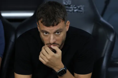 Martín Anselmi podría regresar a la Liga MX para el Apertura 2026.