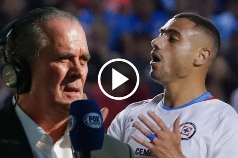 Raúl Orvañanos y una increíble falla al nombrar a Giakoumakis de Cruz Azul.