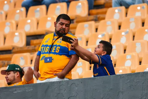 "¿Y ese quién es?": Afición de Tigres UANL no conoce a Rafael Guerrero, canterano de Cruz Azul