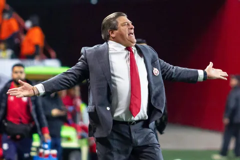 Liga MX: Miguel Herrera lanza contundente advertencia a Cruz Azul