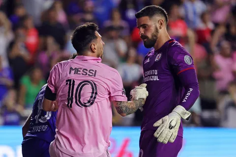 DEBATE: ¿Andrés Gudiño es responsable del gol de Lionel Messi?