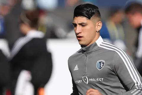 Cruz Azul buscaría otros delanteros en el mercado