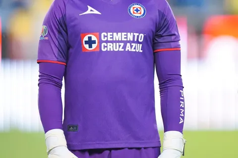 Sería titular: último llamado a Andrés Gudiño para afianzarse en la portería de Cruz Azul