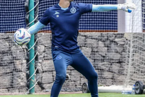 Cruz Azul tendrá último entrenamiento antes de viajar a Monterrey