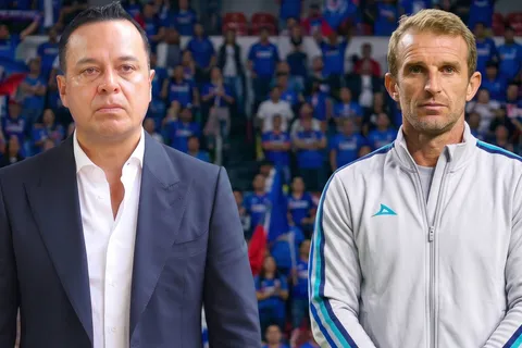 Víctor Velázquez convocó una reunión de última hora en Cruz Azul