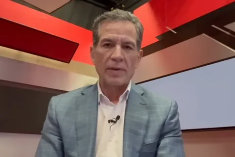 Javier Alarcón sentenció a las 2 figuras de Cruz Azul para el mercado.