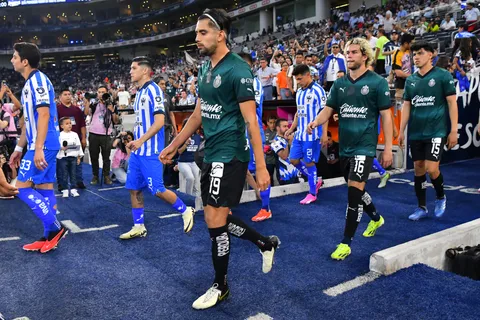 El intercambio que planean Chivas y Rayados y que beneficiará a Cruz Azul: esto sabemos