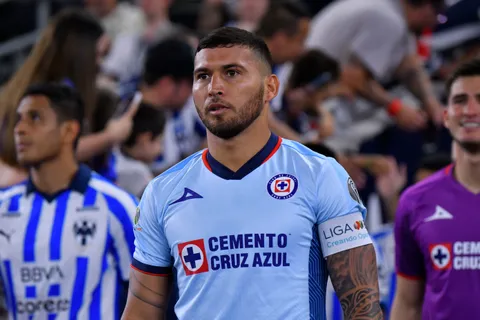 Juan Escobar habló de un "culpable" de su salida de Cruz Azul.