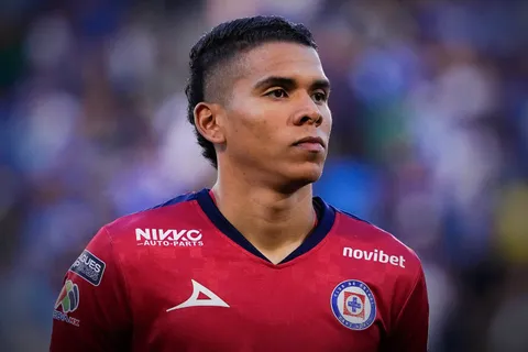 Kevin Mier venía de ser cuestionado por varios sectores de Cruz Azul.