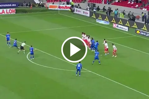Goles de Palavecino y Romero para liquidar a Necaxa.