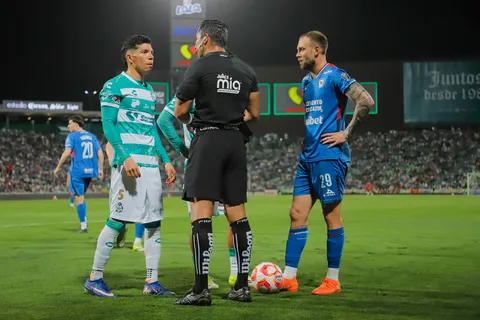 ¿Qué pasa si Cruz Azul gana, empata o pierde contra Santos Laguna en la jornada 7 de Liga MX?