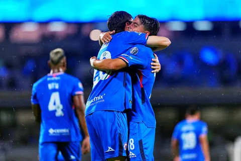 Nació una nueva sociedad en Cruz Azul y asusta a todos en el Apertura 2025.