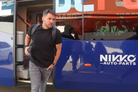 Nicolás Larcamón, al frente de un Cruz Azul en días cruciales.