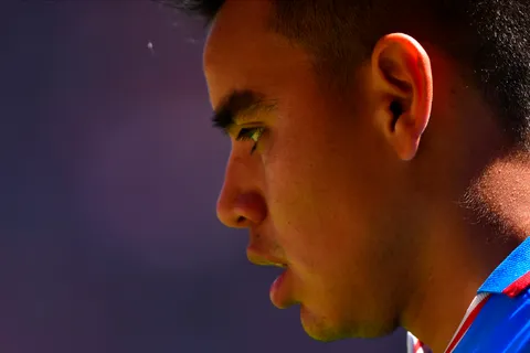 Carlos Rodríguez agradece a David Faitelson por un buen comentario tras el partido contra Gallos
