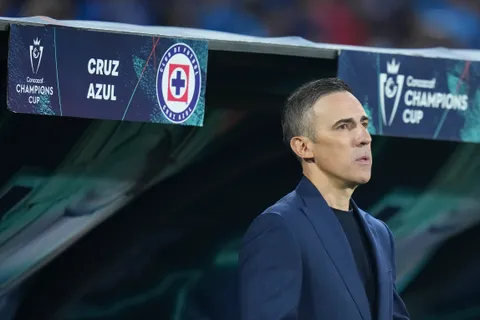 Vicente Sánchez emocionó a todos en Cruz Azul.